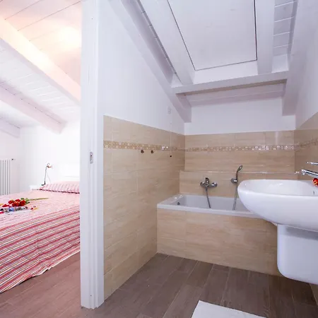 Casa Laura Apt. 6 *